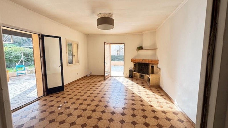 Maison - 80 m² - 5 pièces