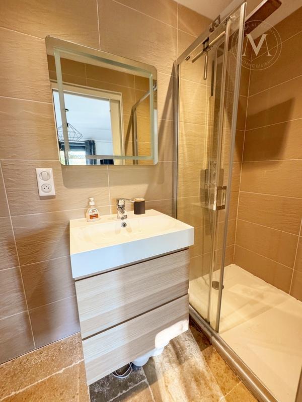 Maison - 90 m² - 6 pièces