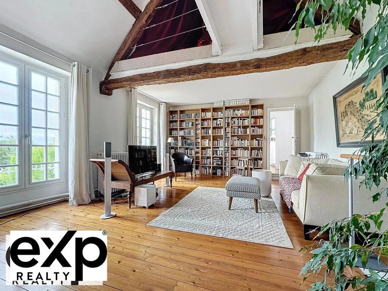 Maison - 195 m² - 6 pièces