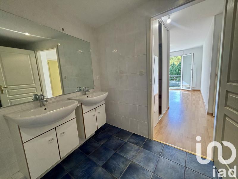 Appartement - 99 m² - 4 pièces