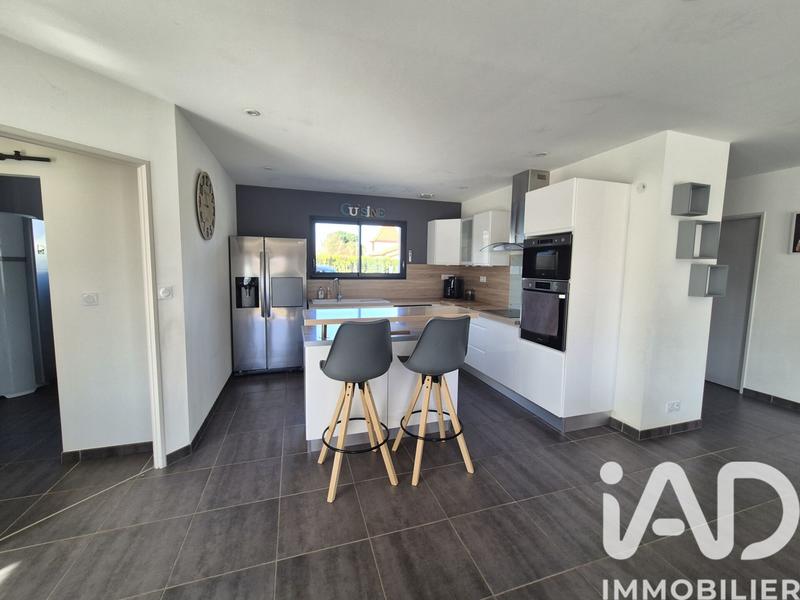 Maison - 177 m² - 6 pièces