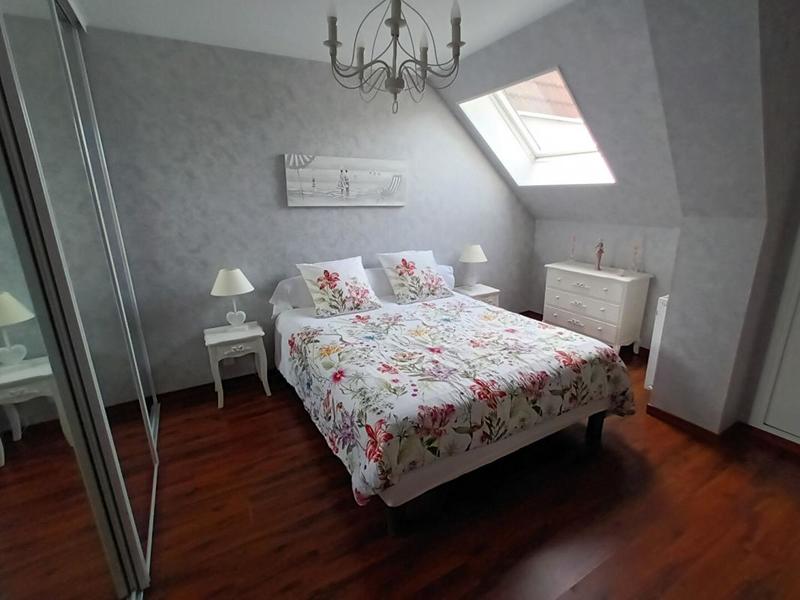 Maison - 311 m² - 8 pièces