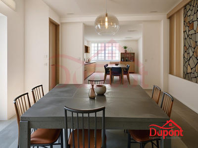 Maison - 112 m² - 8 pièces