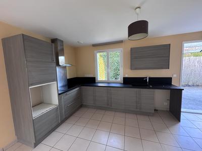 Villa - 80 m² - 5 pièces