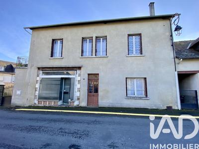 Maison - 180 m² - 9 pièces