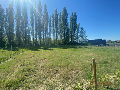 Terrain - 758 m²