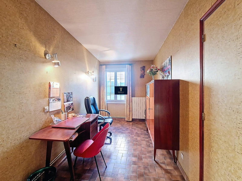 Maison - 176 m² - 7 pièces