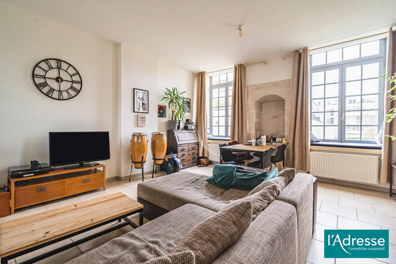 Appartement - 97 m² - 6 pièces