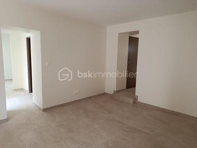 Maison de ville - 89 m² - 4 pièces