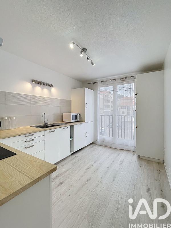 Appartement - 64 m² - 3 pièces