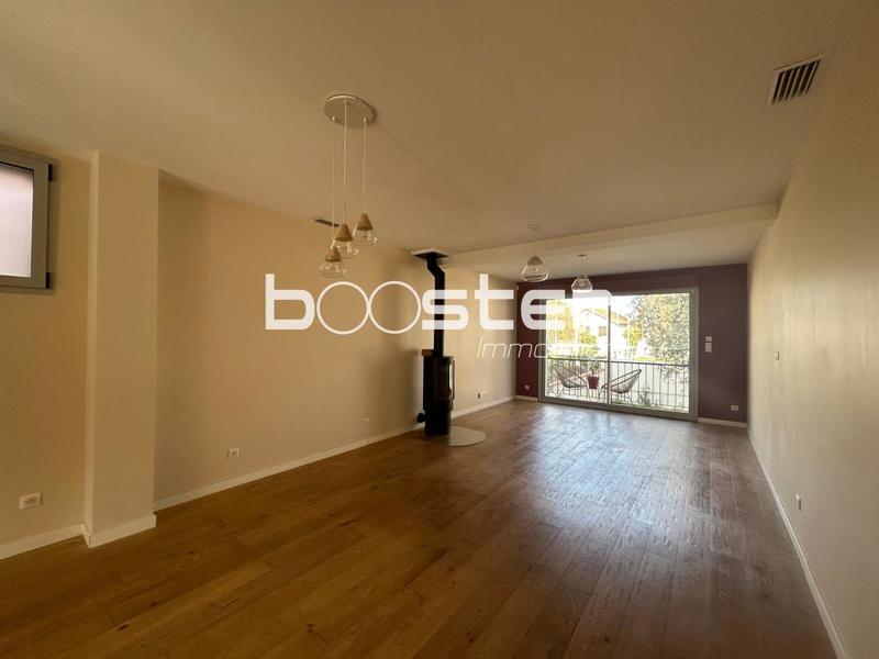 Maison ancienne - 230 m² - 7 pièces