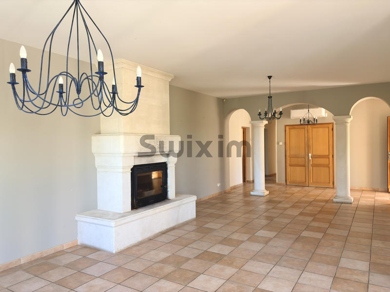 Maison - 183 m² - 5 pièces