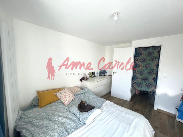 Maison - 187 m² - 8 pièces