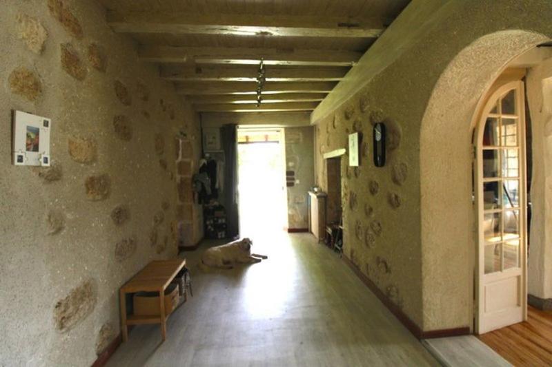 Propriété - 253 m² - 8 pièces