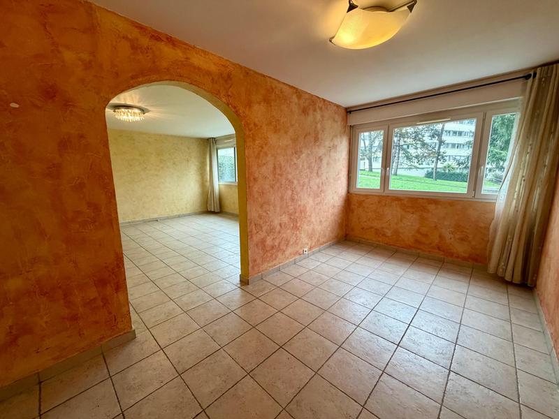 Appartement - 83 m² - 5 pièces