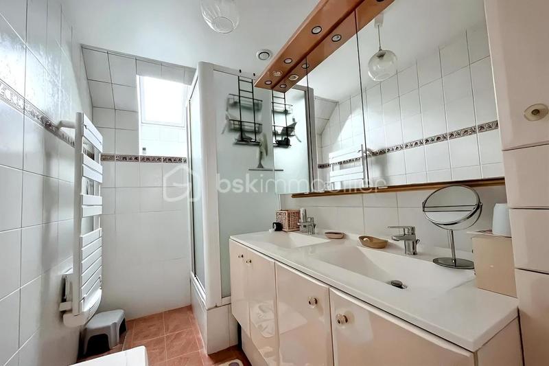 Pavillon - 125 m² - 6 pièces