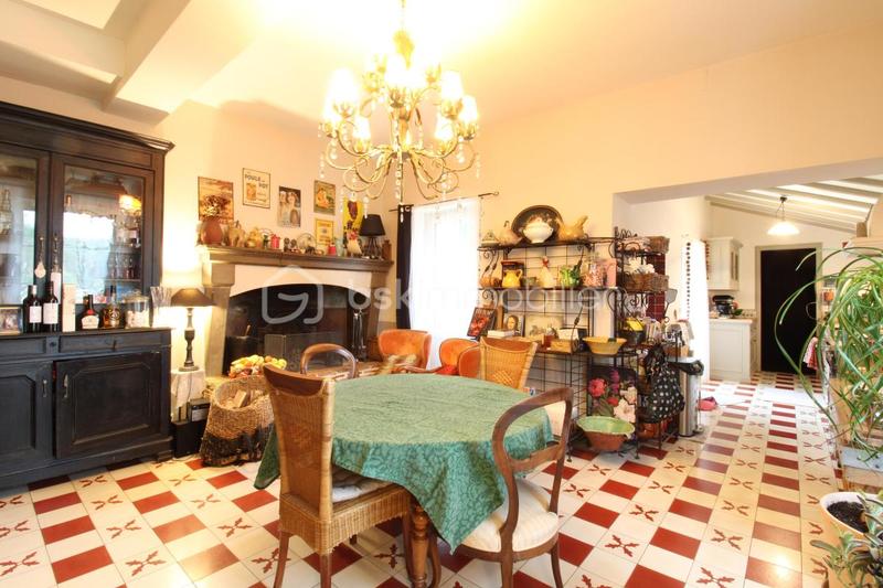 Maison de maîtres - 309 m² - 7 pièces