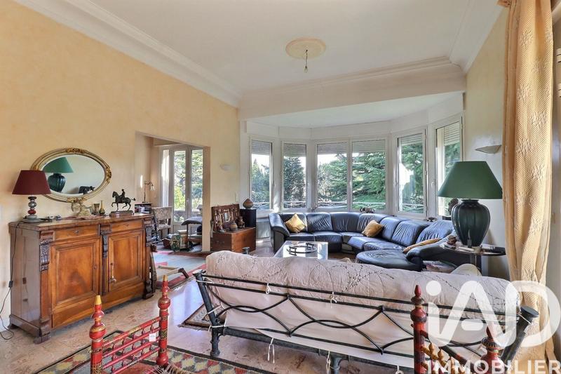 Maison - 401 m² - 13 pièces