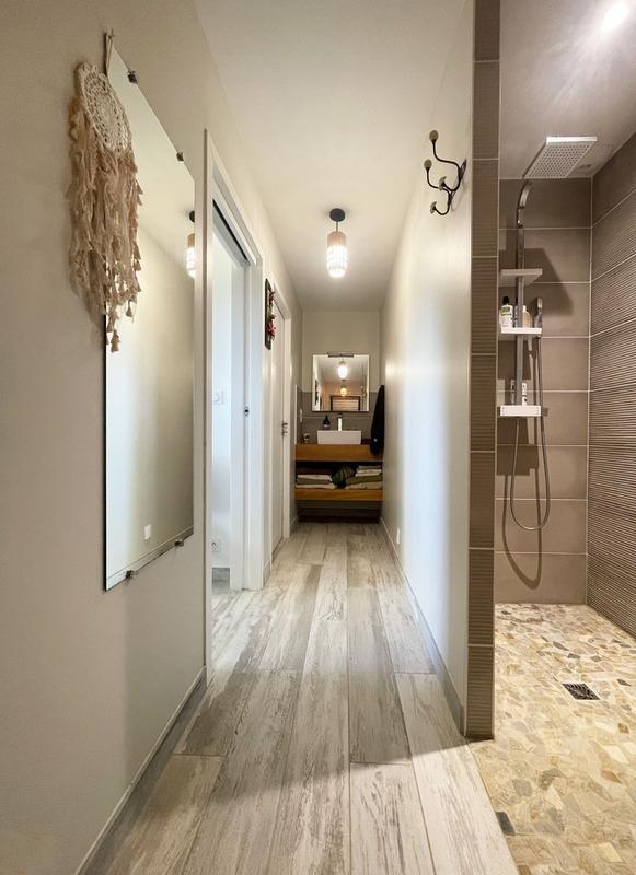 Maison - 254 m² - 13 pièces