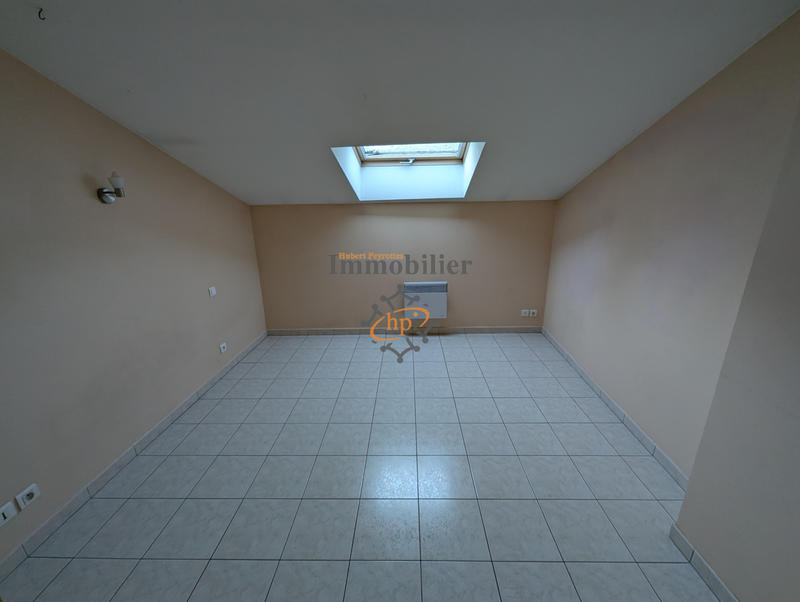 Appartement - 90 m² - 4 pièces