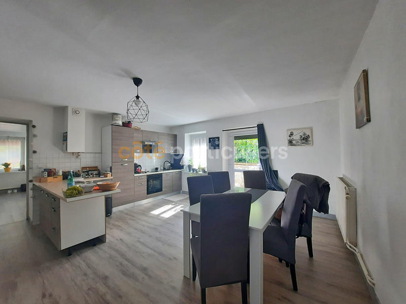 Immeuble - 9 pièces