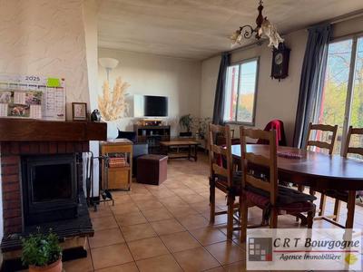 Maison - 80 m² - 5 pièces