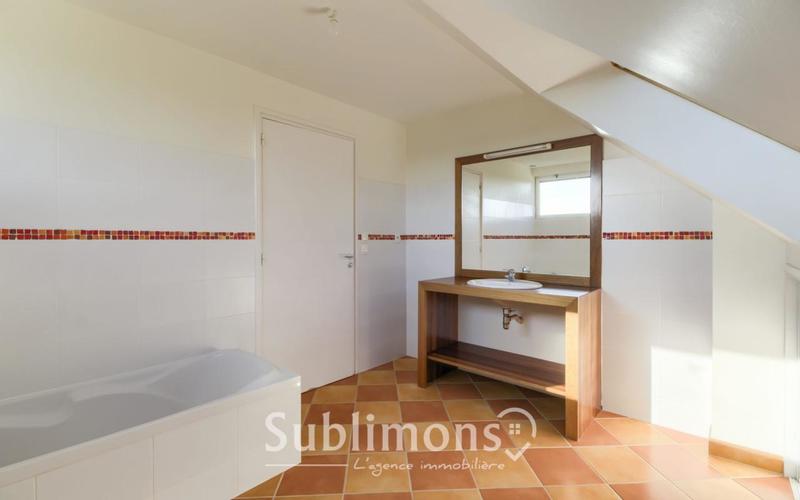 Maison - 126 m² - 5 pièces