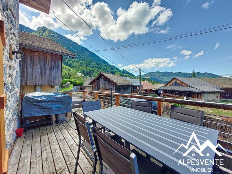 Maison - 110 m² - 4 pièces