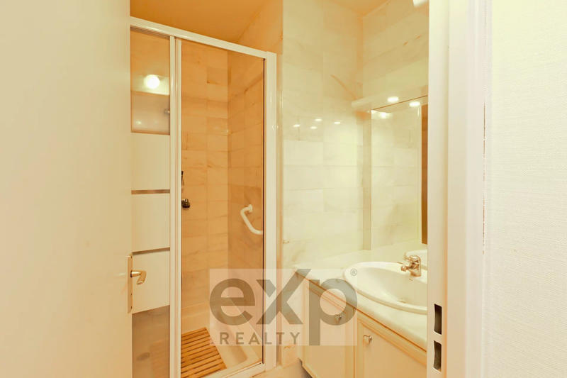 Appartement - 85 m² - 3 pièces