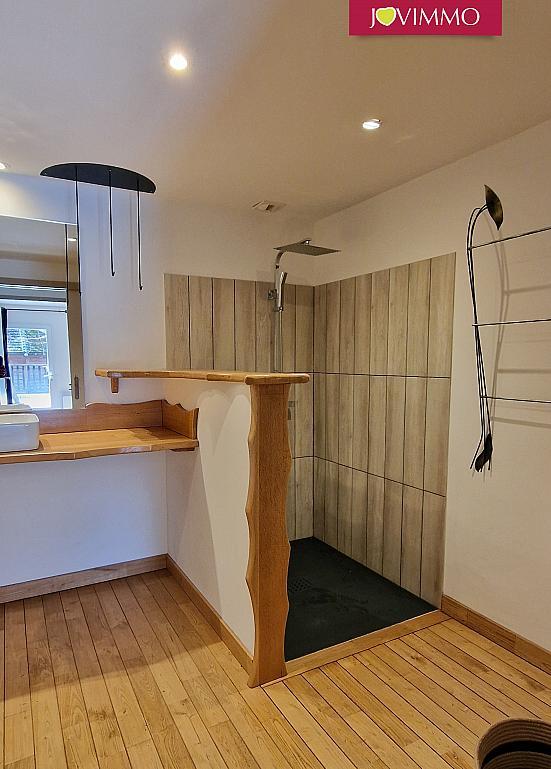 Maison - 362 m² - 15 pièces