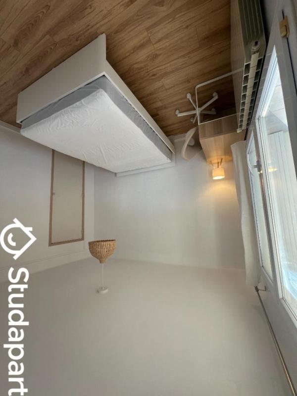 Chambre - 9 m² - 1 pièce