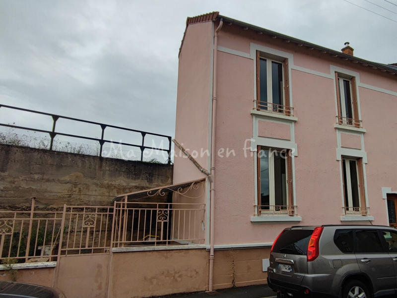 Maison - 85 m² - 5 pièces