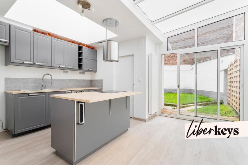 Maison - 97 m² - 4 pièces