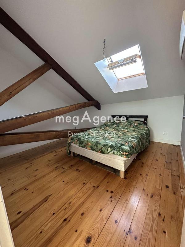 Appartement - 107 m² - 5 pièces