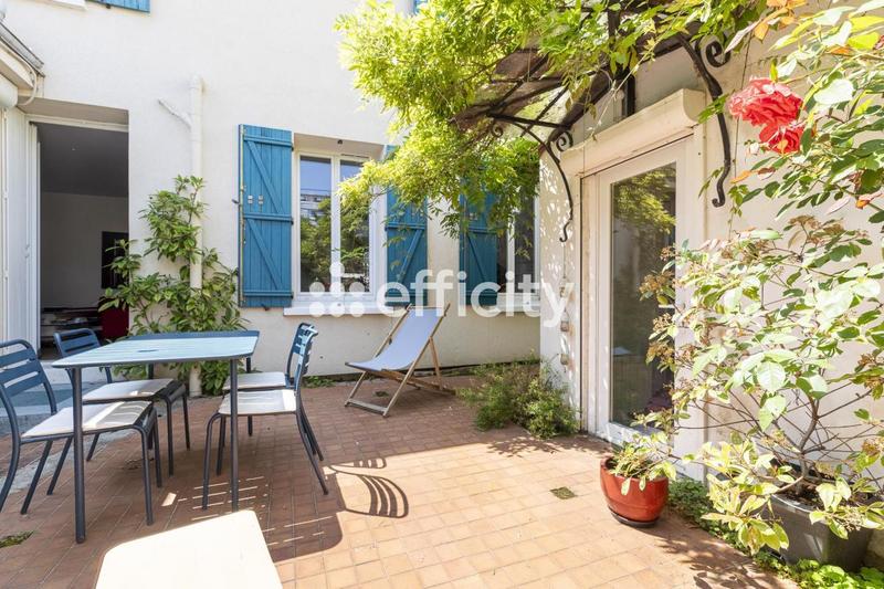 Maison - 110 m² - 5 pièces