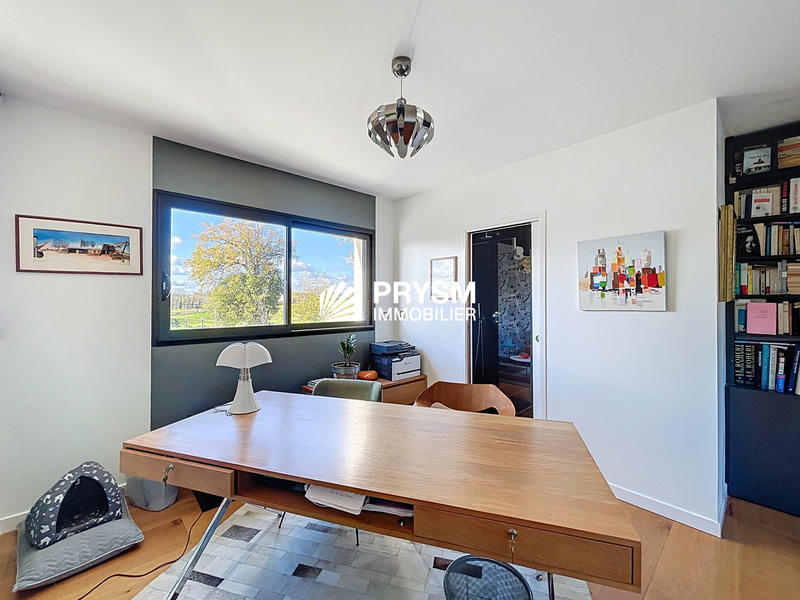 Maison contemporaine - 197 m² - 6 pièces