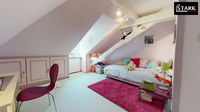 Maison ancienne - 235 m² - 8 pièces