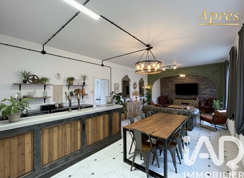 Maison - 167 m² - 6 pièces