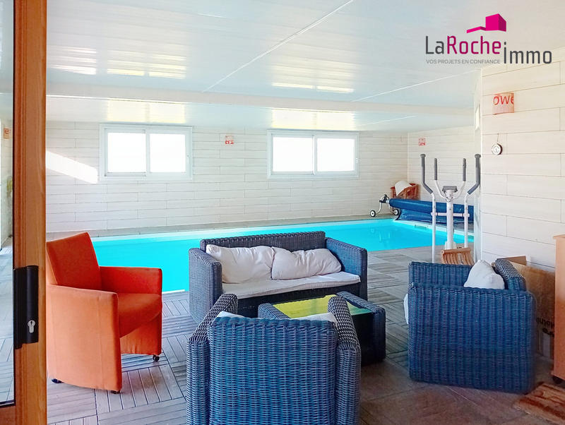 Maison contemporaine - 190 m² - 8 pièces