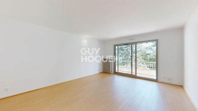 Appartement - 96 m² - 4 pièces