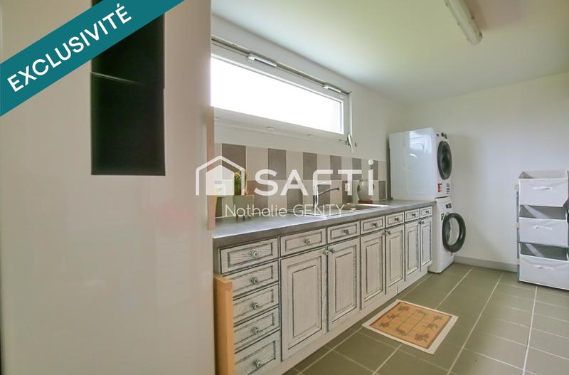 Maison - 195 m² - 9 pièces