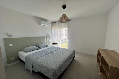 Appartement - 60 m² - 4 pièces