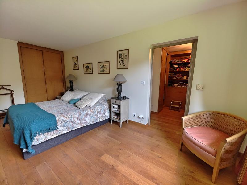 Maison - 332 m² - 9 pièces