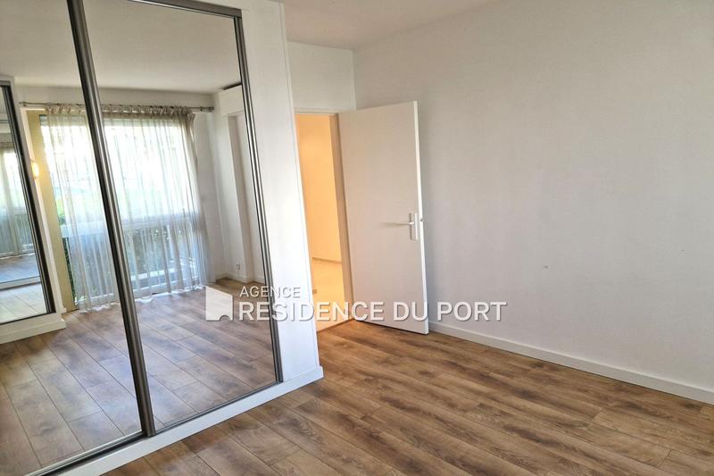 Appartement - 70 m² - 2 pièces