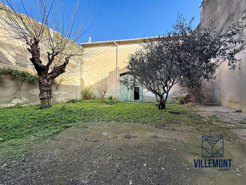 Maison ancienne - 222 m² - 3 pièces