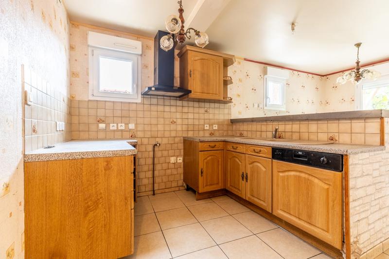 Maison - 101 m² - 5 pièces