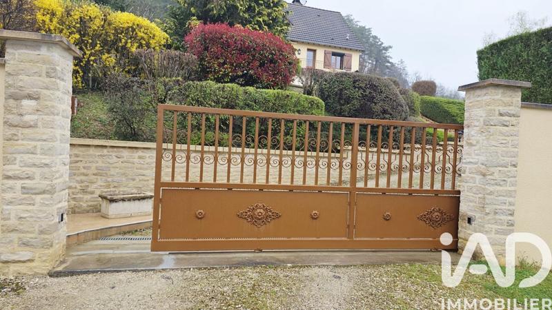 Maison - 130 m² - 7 pièces