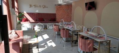 Beauté / Bien-être - 85 m²