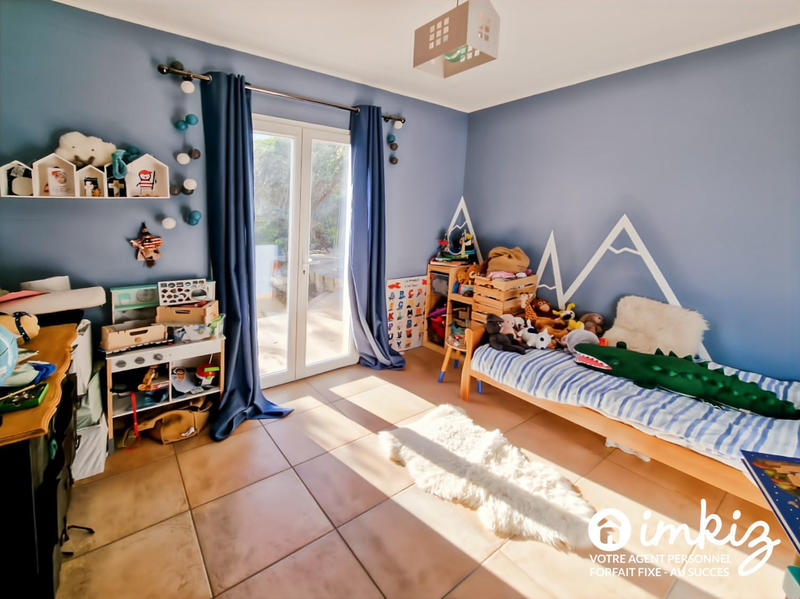 Maison - 212 m² - 6 pièces