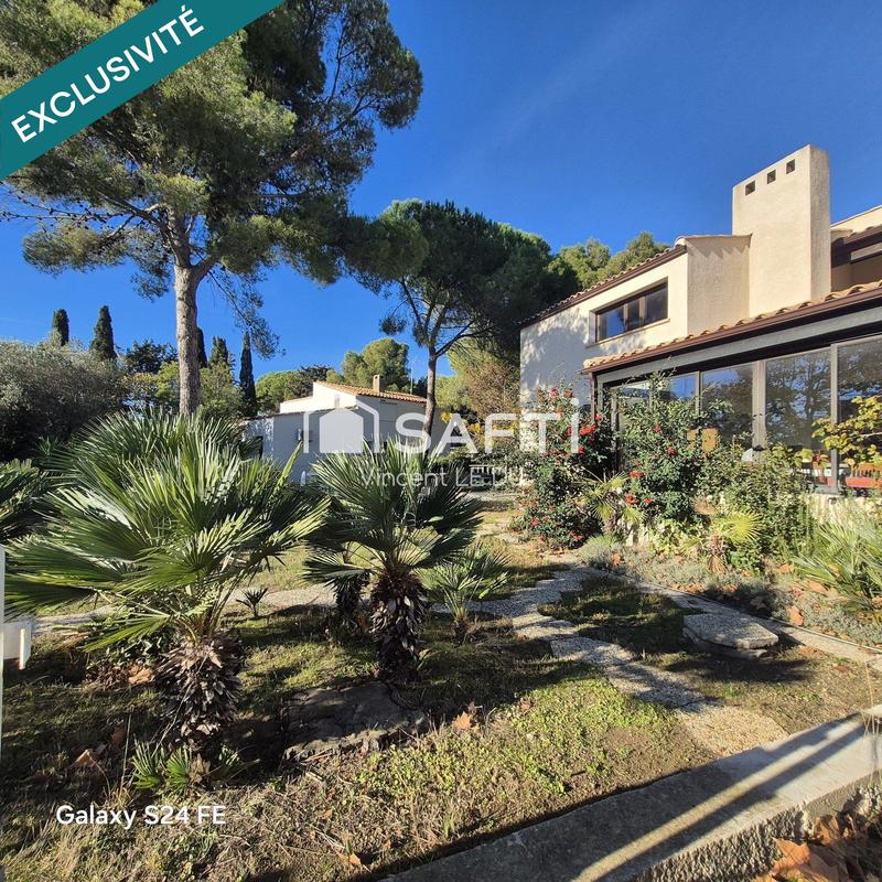 Villa - 201 m² - 10 pièces